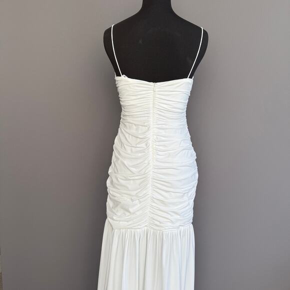 Bumpsuit white maternity maxi dress - spaghetti strap - nylon spandex - size L - Picture 3 of 14